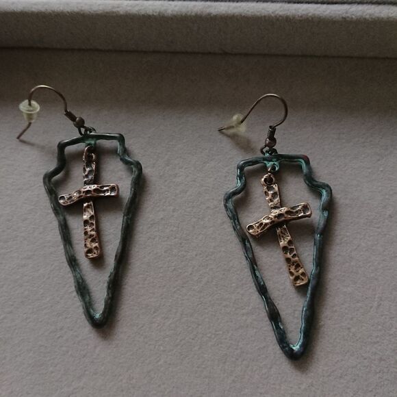 Rustic Copper Triangle with cross Earrings - Picture 5 of 6